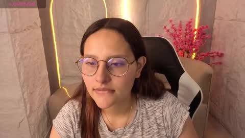 Online 800 to 1400 online show from 10-08-25, 01:31