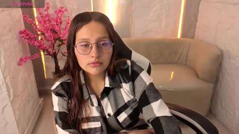 Online 800 to 1400 online show from 10-15-25, 01:22