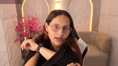 Online 800 to 1400 online show from 10-20-25, 01:00