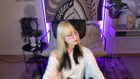 Snapshot of nyxcalderra chatting on 07-22-26, 07:27 Nyx online show from 07-22-26, 07:27