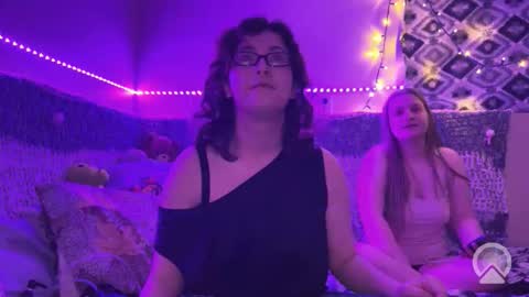 Snapshot of nyxcharondarkroom chatting on 01-08-26, 03:42 Nyx and Charon online show from 01-08-26, 03:42