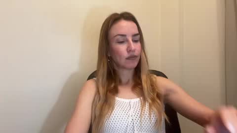 Anastasia online show from 04-16-26, 07:09