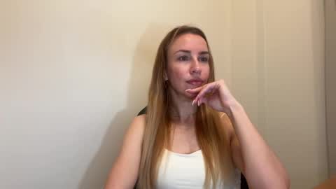Snapshot of nyxelia_ chatting on 04-29-26, 07:12 Anastasia online show from 04-29-26, 07:12
