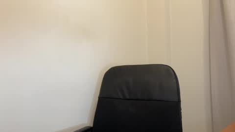 Snapshot of nyxelia_ chatting on 05-28-26, 07:27 Anastasia online show from 05-28-26, 07:27