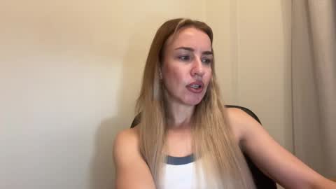 Snapshot of nyxelia_ chatting on 05-29-26, 07:17 Anastasia online show from 05-29-26, 07:17
