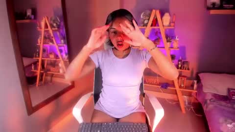 Nyx online show from 09-17-25, 07:59