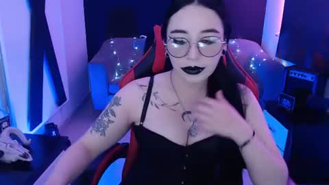 Snapshot of nyxnocturne chatting on 07-28-26, 12:01 Nyx online show from 07-28-26, 12:01