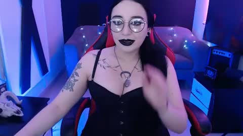 Snapshot of nyxnocturne chatting on 07-28-26, 12:48 Nyx online show from 07-28-26, 12:48