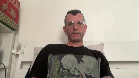 Snapshot of o_johnny_deep_o chatting on 02-23-26, 09:06 Jonathan Deep online show from 02-23-26, 09:06