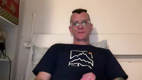 Snapshot of o_johnny_deep_o chatting on 03-20-26, 12:48 Jonathan Deep online show from 03-20-26, 12:48