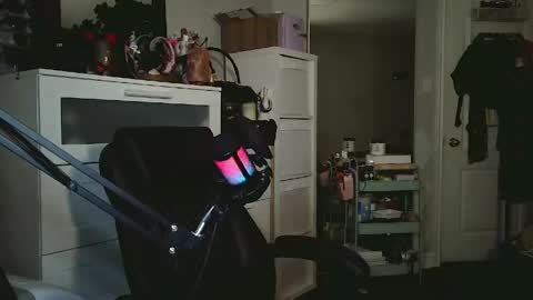 Snapshot of obeycarrienoona chatting on 05-21-26, 01:23 Goddess Carrie online show from 05-21-26, 01:23