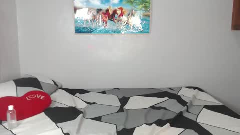 Miss Sidiaget one of my socials and lets plan our meet up there HATE CHEAP GUYS online show from 10-28-25, 12:19