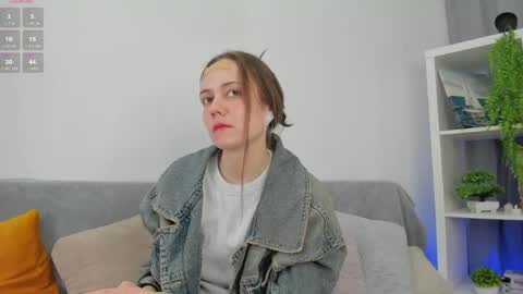 Elis online show from 06-04-26, 01:39