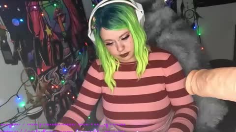 occvlt qveen online show from 01-11-25, 05:41