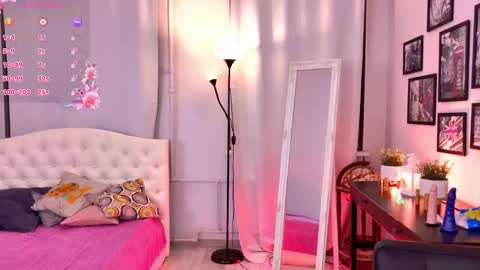 Lana online show from 11-16-25, 08:25