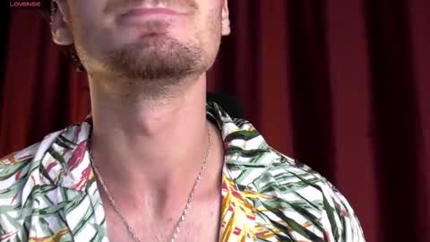 Snapshot of oceanheat chatting on 10-23-25, 08:18 OceanHeart online show from 10-23-25, 08:18