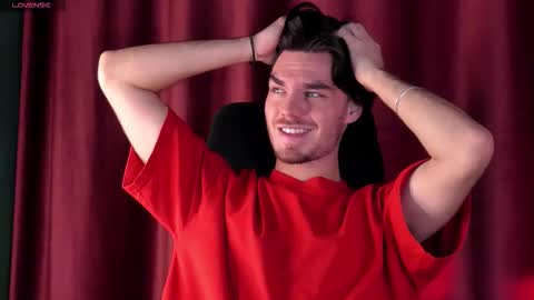 Snapshot of oceanheat chatting on 10-25-25, 10:23 OceanHeart online show from 10-25-25, 10:23