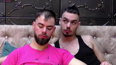 Snapshot of oceanheat chatting on 11-24-25, 10:53 OceanHeart online show from 11-24-25, 10:53