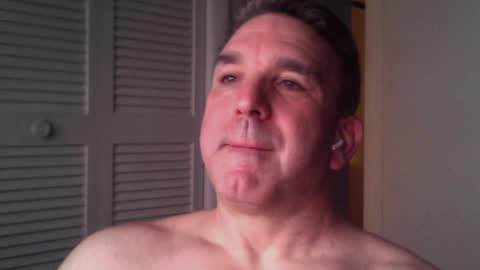 Snapshot of oceanmanx chatting on 06-13-26, 02:20 Ocean online show from 06-13-26, 02:20