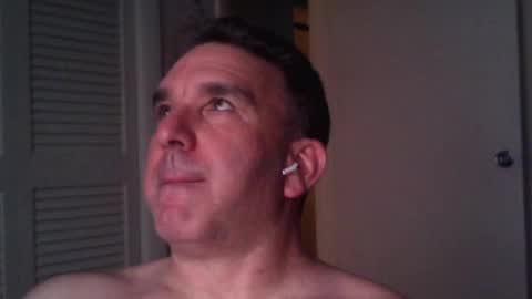 Snapshot of oceanmanx chatting on 06-16-26, 02:58 Ocean online show from 06-16-26, 02:58