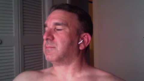 Snapshot of oceanmanx chatting on 07-07-26, 03:42 Ocean online show from 07-07-26, 03:42