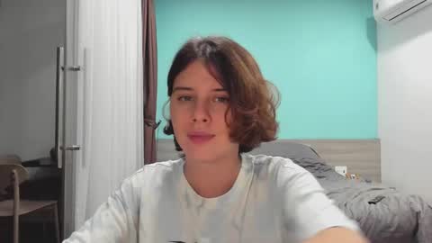 Evie online show from 12-11-24, 11:41