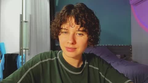 Evie online show from 01-23-25, 01:35