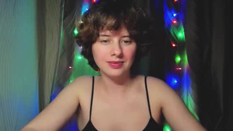 Evie online show from 09-24-25, 04:21