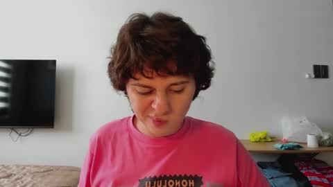 Evie online show from 05-01-26, 07:02