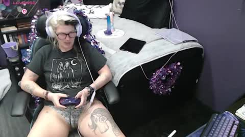 Oddy With A Body online show from 02-11-26, 07:02