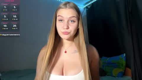 Lili online show from 05-25-26, 01:28