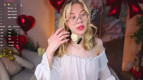 Lynna online show from 02-14-26, 01:19