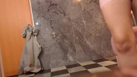 odette_b online show from 11-09-25, 12:58