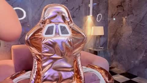 odette_b online show from 11-26-25, 04:02