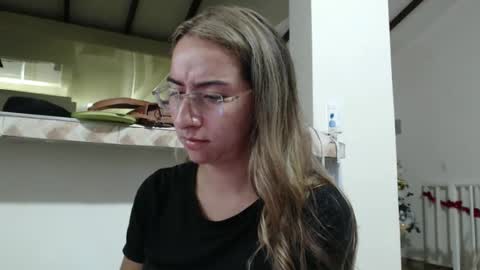 Snapshot of odette_brigh_ chatting on 12-11-24, 02:09 Val online show from 12-11-24, 02:09