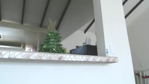 Snapshot of odette_brigh_ chatting on 12-11-24, 09:34 Val online show from 12-11-24, 09:34