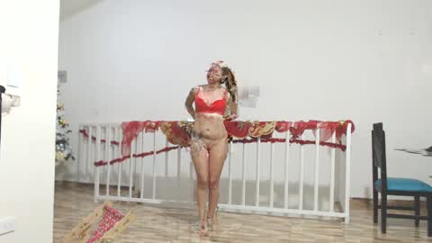 Snapshot of odette_brigh_ chatting on 12-13-24, 11:17 Val online show from 12-13-24, 11:17