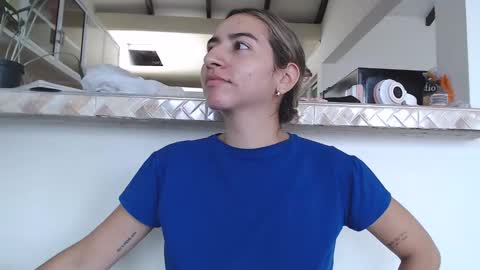 Snapshot of odette_brigh_ chatting on 01-25-25, 06:02 Val online show from 01-25-25, 06:02