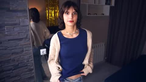 Thea online show from 02-28-25, 09:33