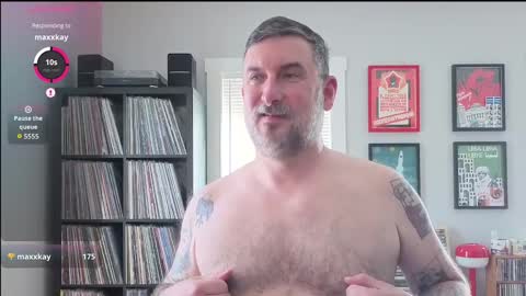 Snapshot of office_dad chatting on 03-18-26, 06:33 Office Dad online show from 03-18-26, 06:33