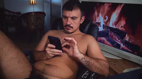 officeman7 online show from 01-12-25, 08:47