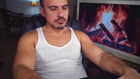 officeman7 online show from 01-31-25, 06:36