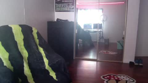 Money online show from 12-21-24, 07:27