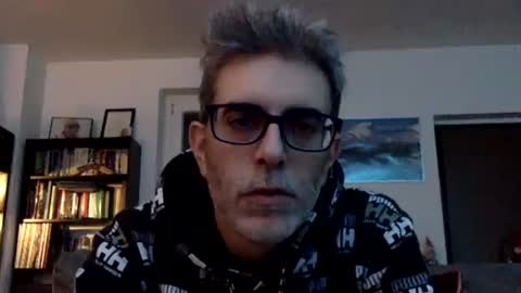 Snapshot of oggs48 chatting on 12-25-24, 11:10 oggs48 online show from 12-25-24, 11:10