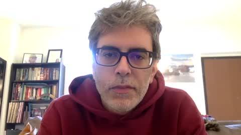 Snapshot of oggs48 chatting on 03-04-25, 11:51 oggs48 online show from 03-04-25, 11:51