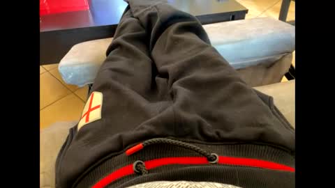 Snapshot of oggs48 chatting on 10-10-25, 12:48 oggs48 online show from 10-10-25, 12:48