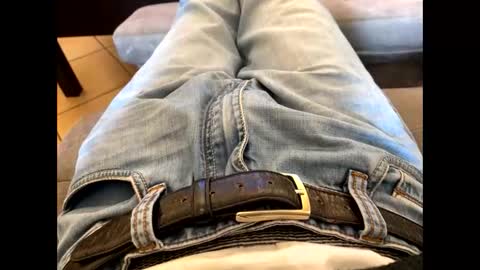 Snapshot of oggs48 chatting on 10-17-25, 12:52 oggs48 online show from 10-17-25, 12:52