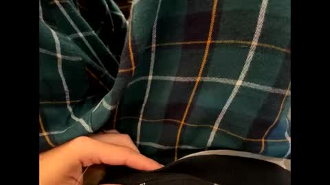 Snapshot of oggs48 chatting on 10-22-25, 11:43 oggs48 online show from 10-22-25, 11:43