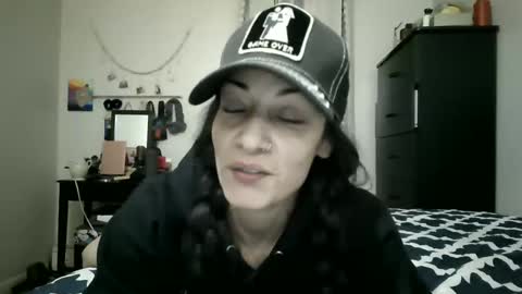 Snapshot of oglitcouple chatting on 01-09-25, 01:29 Lit en Cama online show from 01-09-25, 01:29