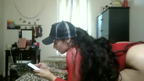 Snapshot of oglitcouple chatting on 02-27-25, 09:14 Lit en Cama online show from 02-27-25, 09:14